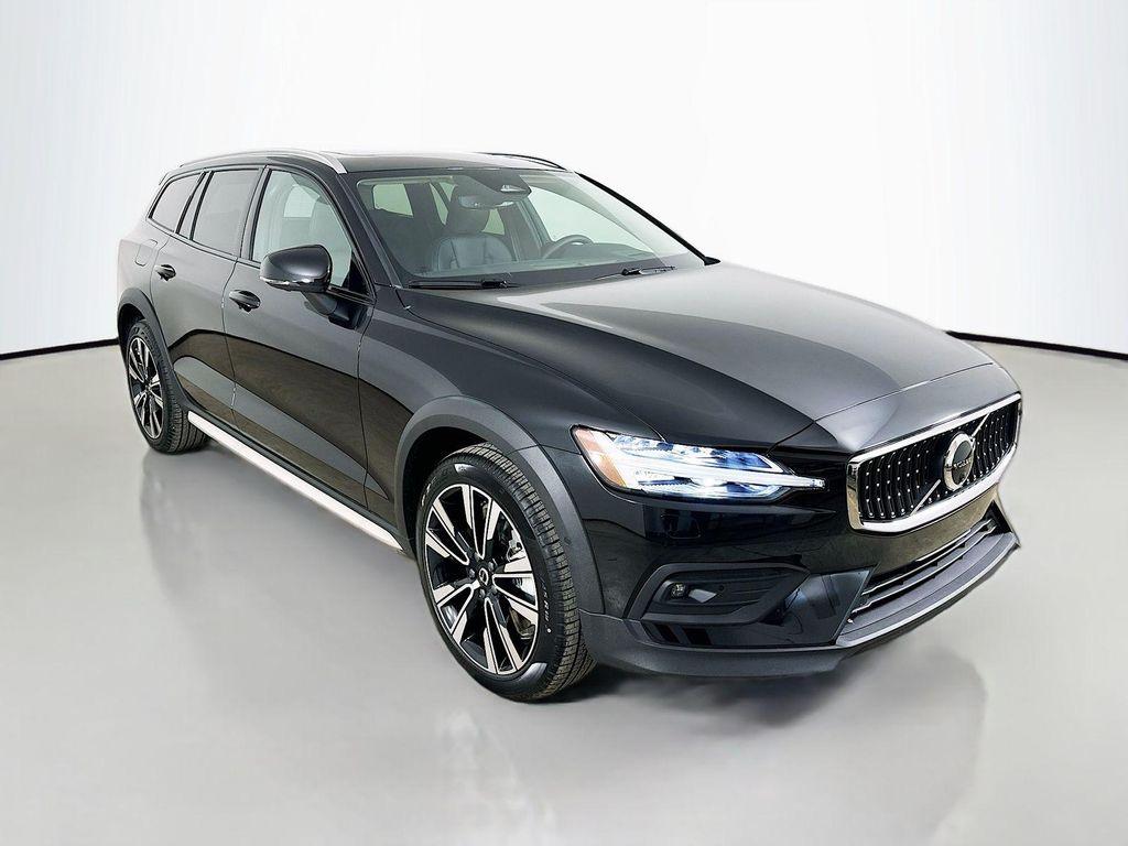 Volvo V60 Cross Country 2026
