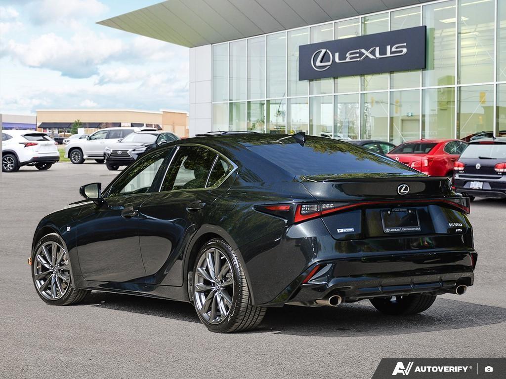 Lexus IS 2021