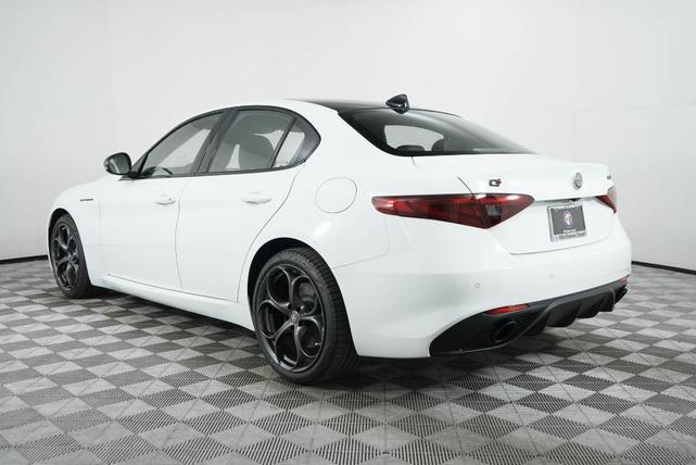 Alfa Romeo Giulia 2023