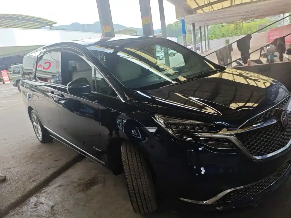 Buick GL8 2021