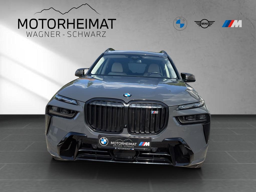 BMW X7 M60 2024
