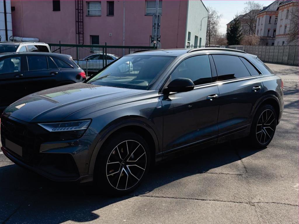 Audi Q8 2022