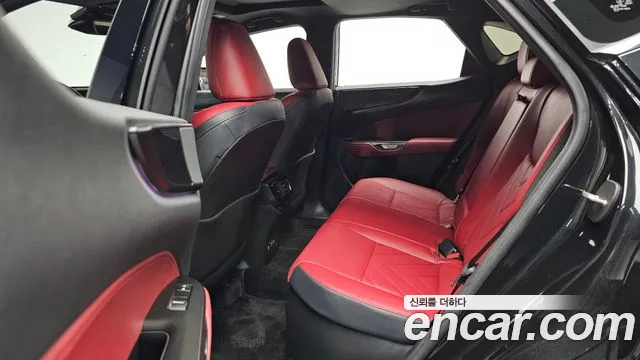 Lexus NX 2024