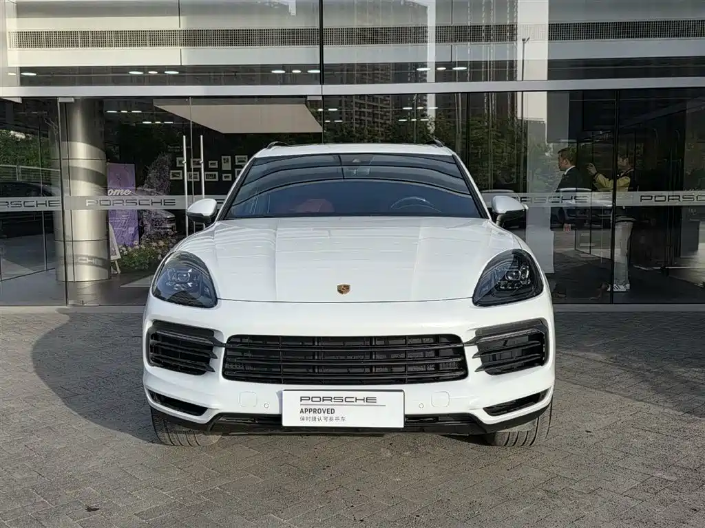 Porsche Cayenne 2022