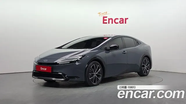 Toyota Prius 2024