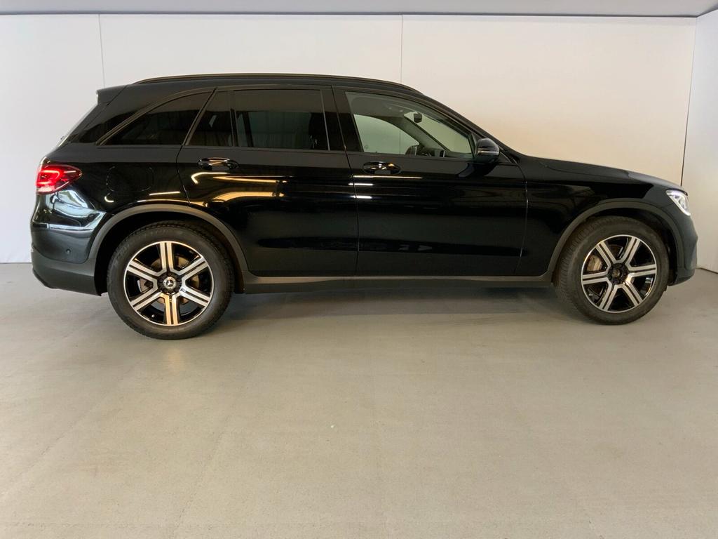 Mercedes-Benz GLC 400 2022
