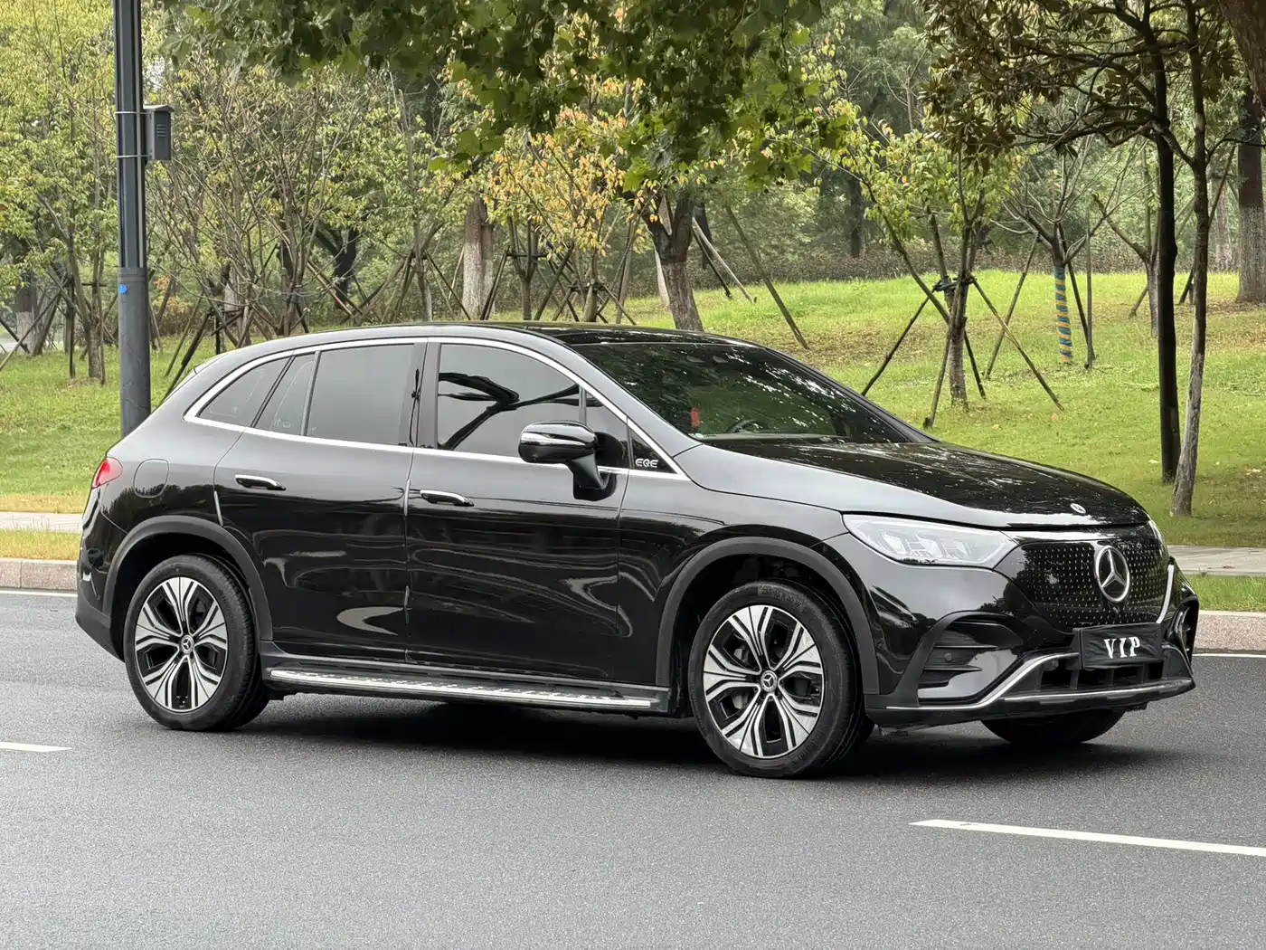 Mercedes-Benz EQE SUV 2024