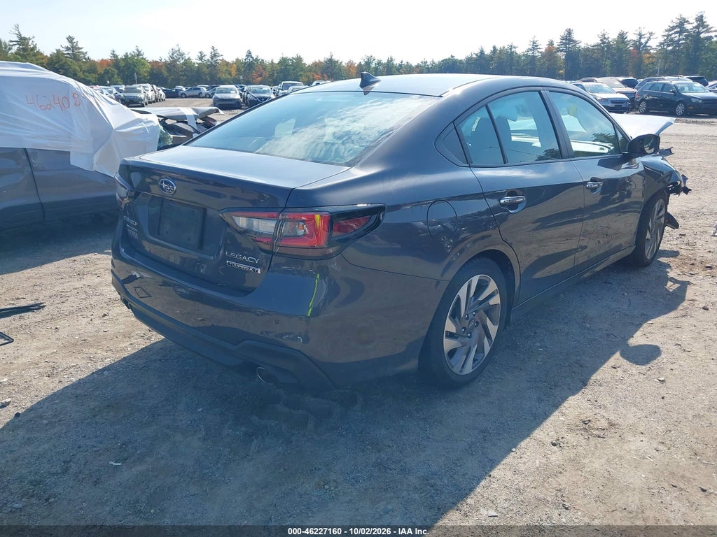 Subaru Legacy 2024