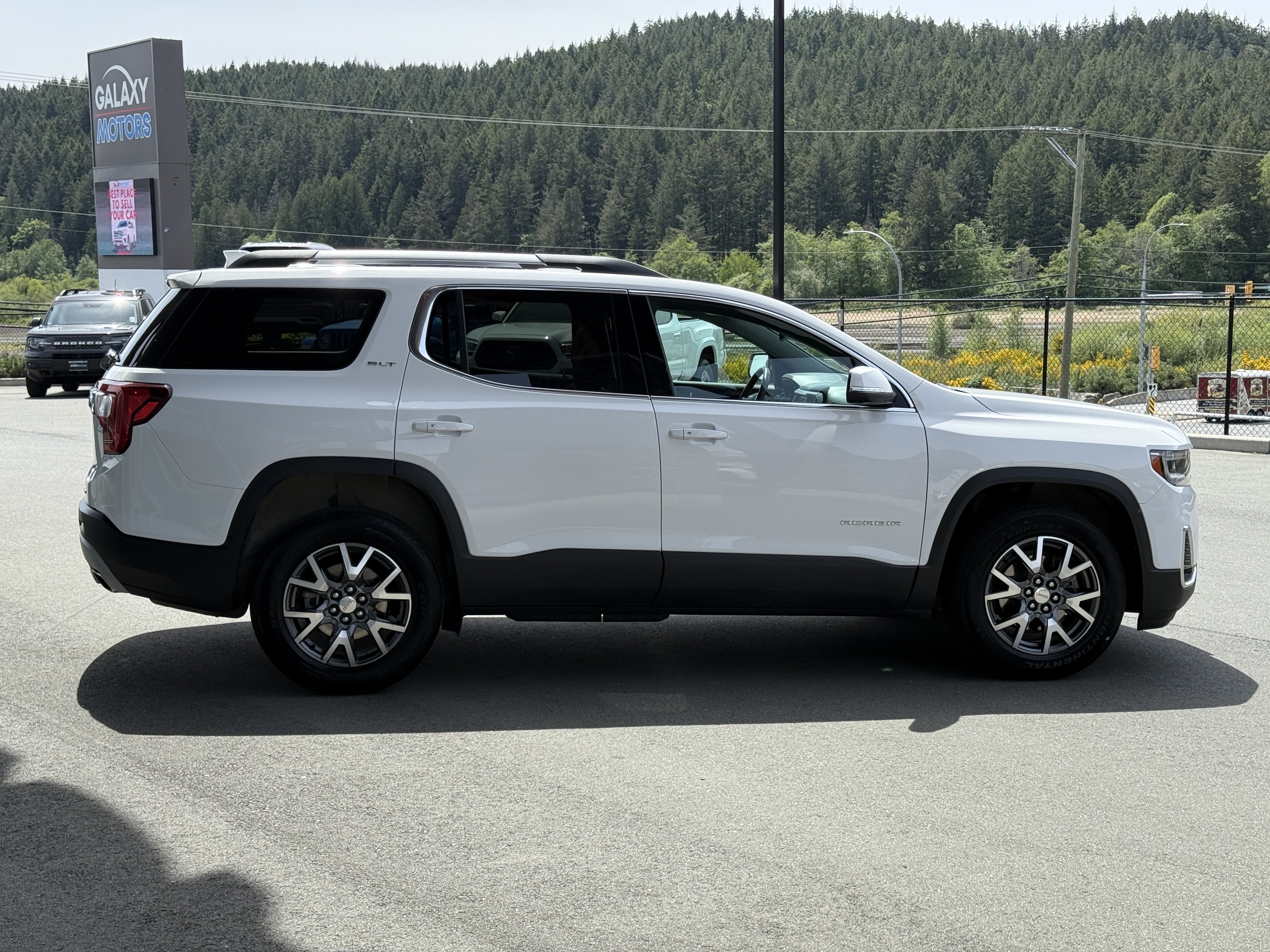 GMC Acadia 2023
