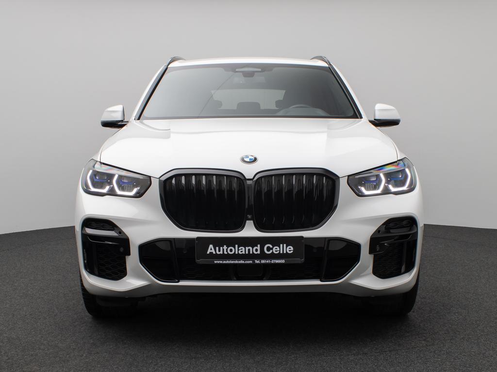 BMW X5 M50 2023