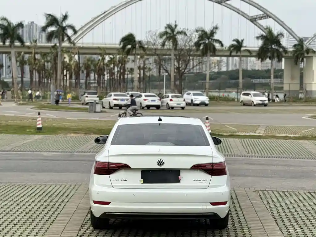 Volkswagen Jetta 2022