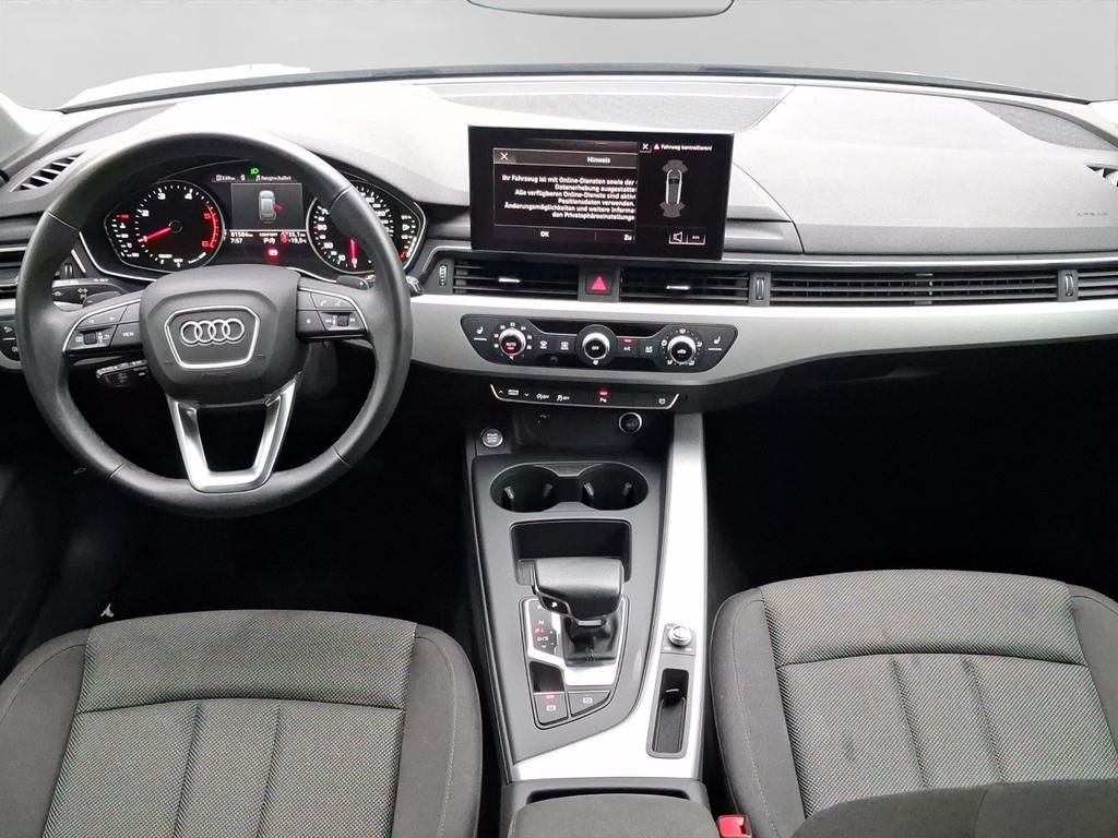 Audi A4 2023
