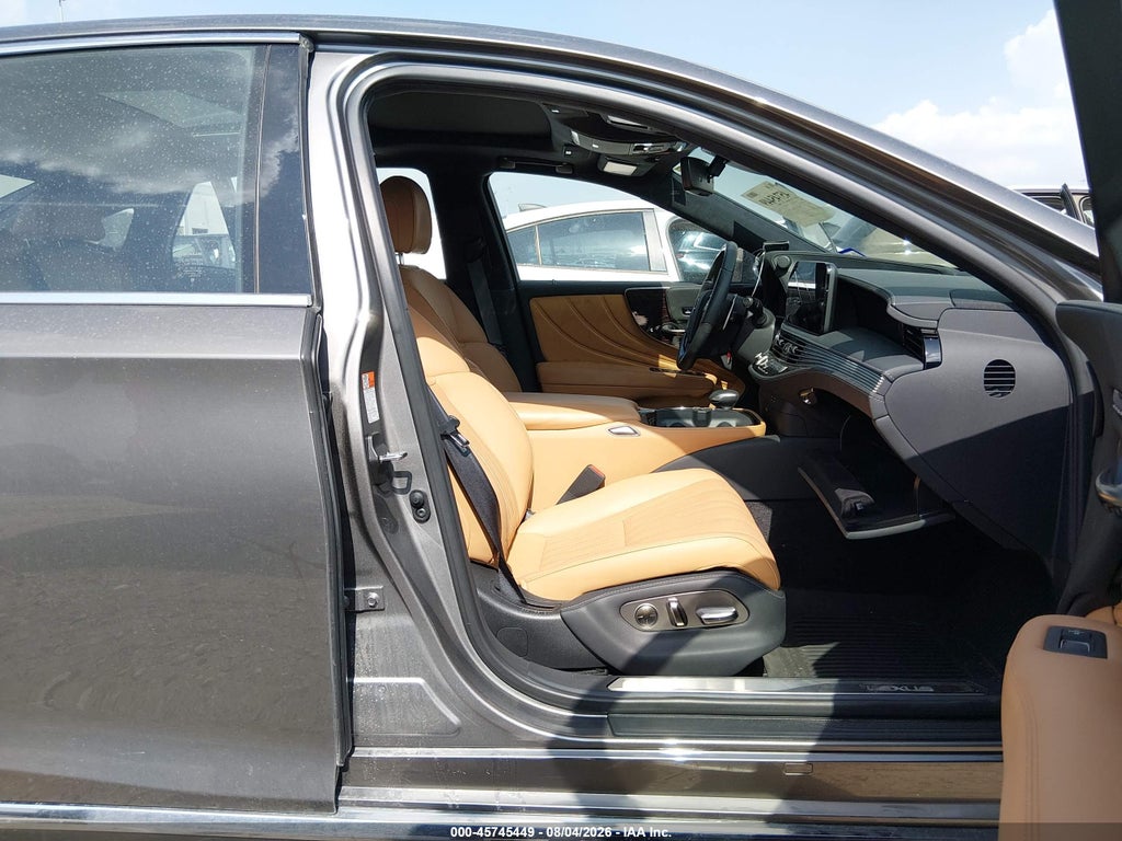 Lexus LS 500 2025