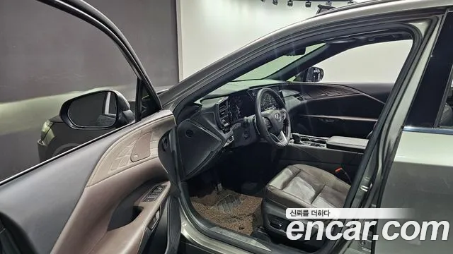 Lexus RX 2023