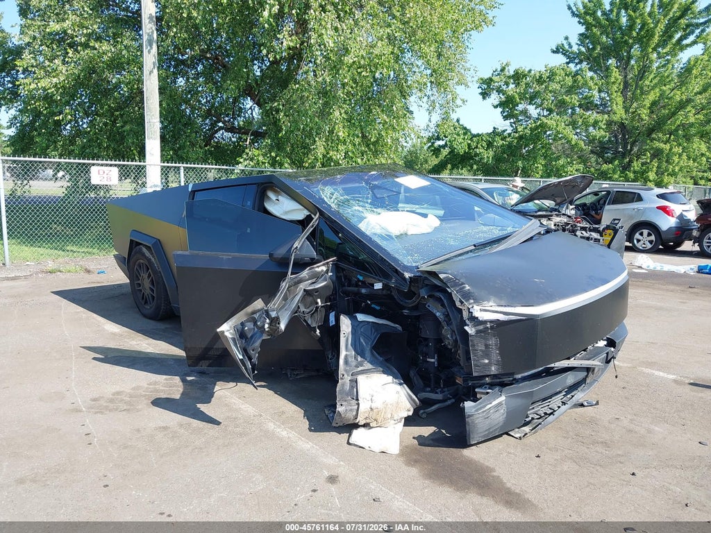 Tesla Cybertruck 2025