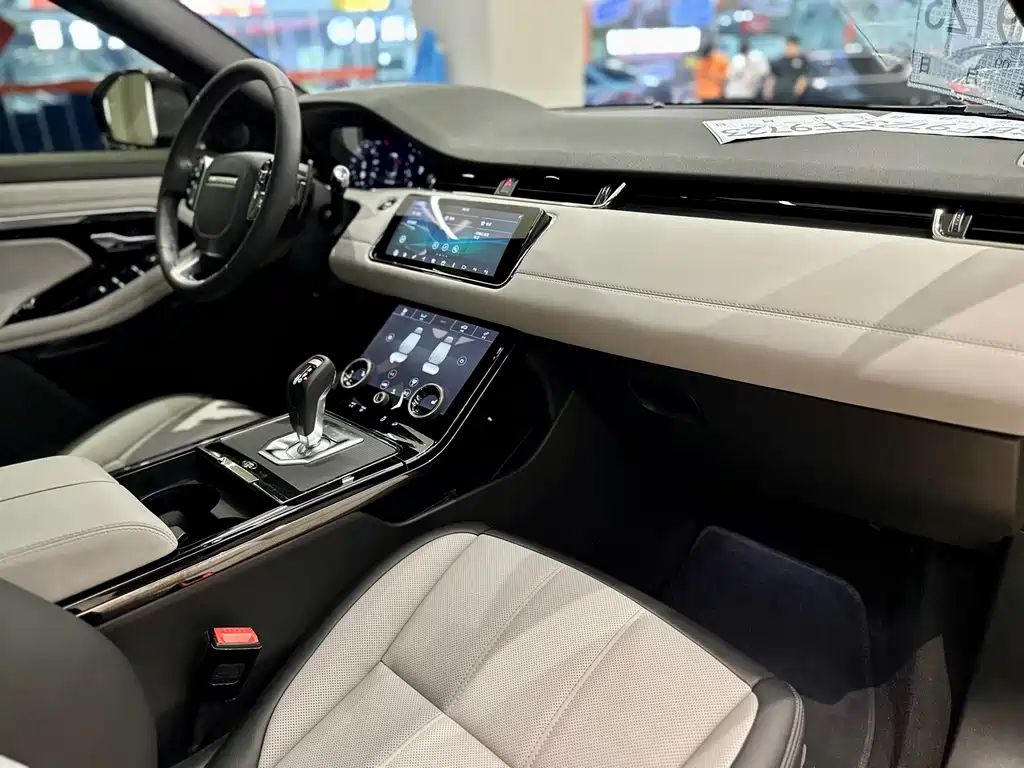 Land Rover Range Rover Evoque 2021
