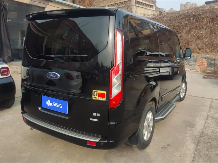 Ford TOURNEO 2020