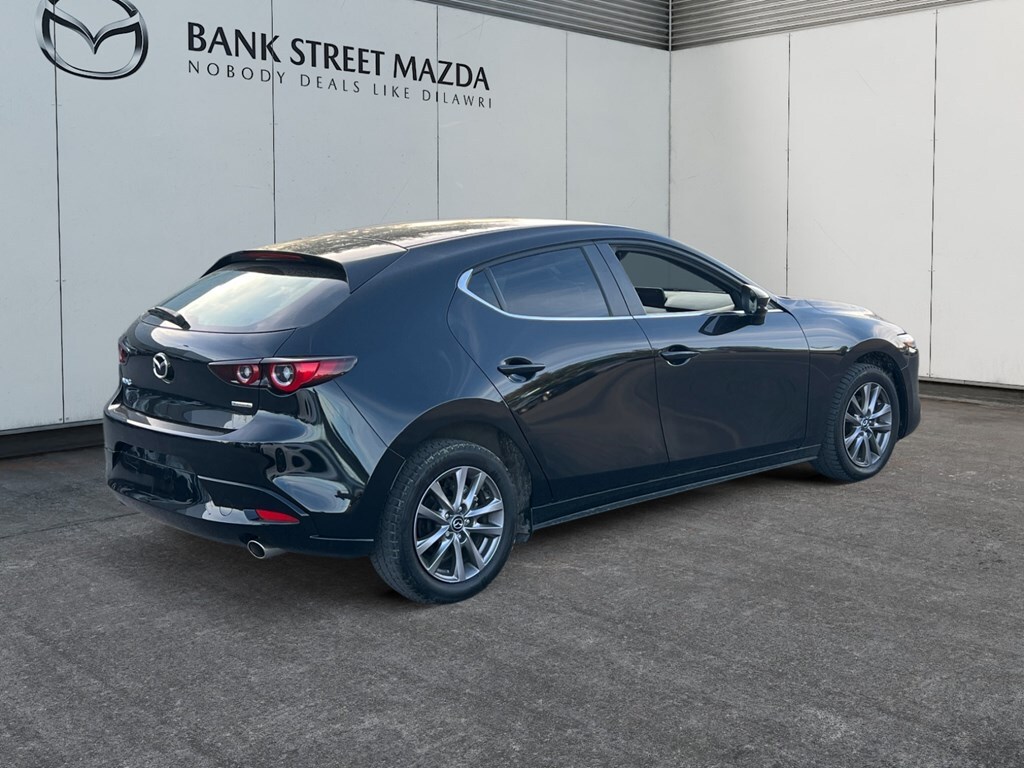 Mazda 3 2023