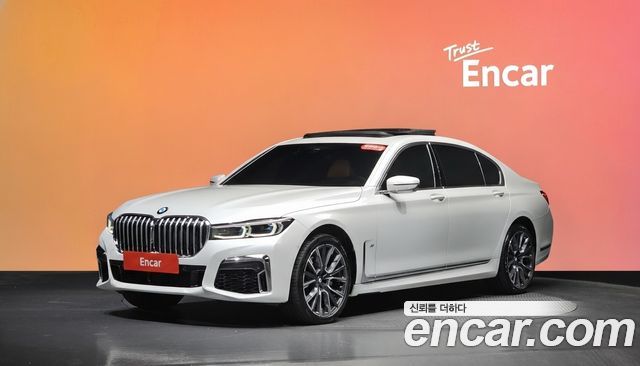 BMW 7 серии 2022
