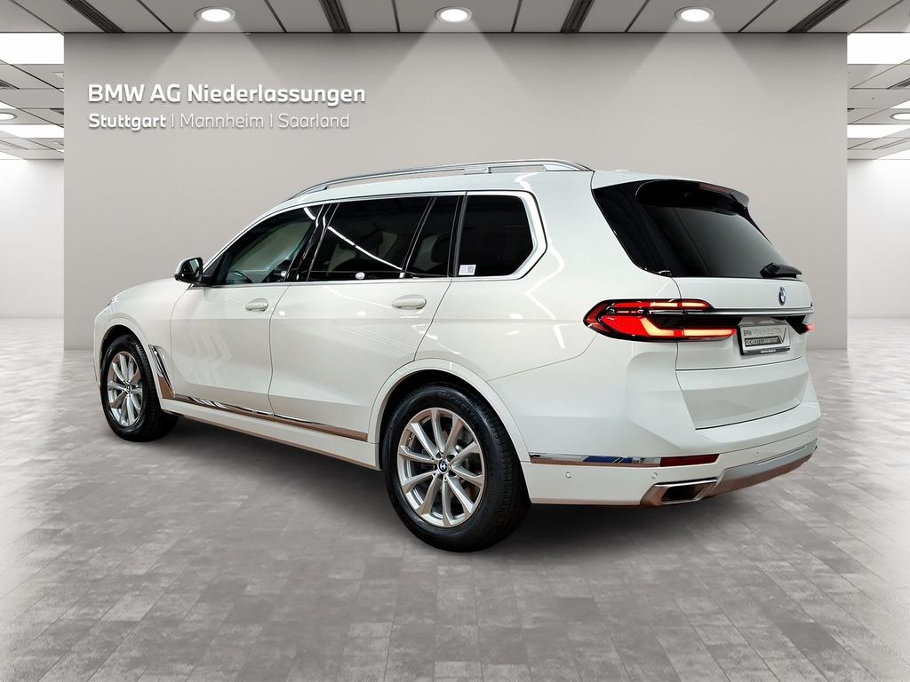 BMW X7 2023
