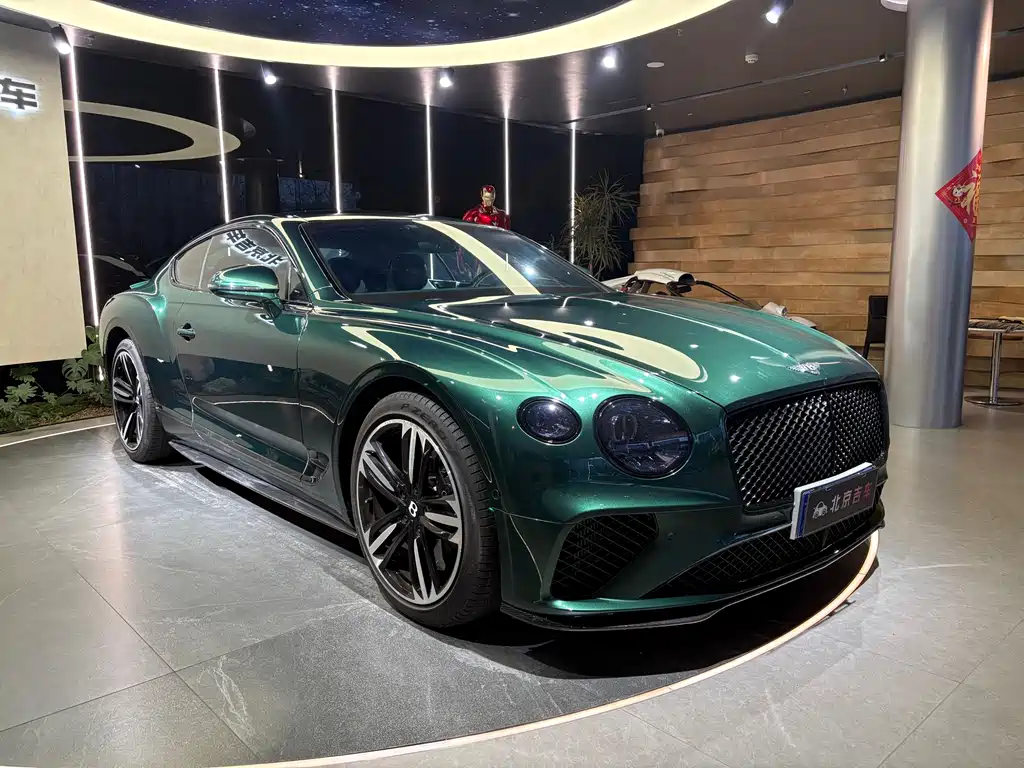 Bentley Continental 2021