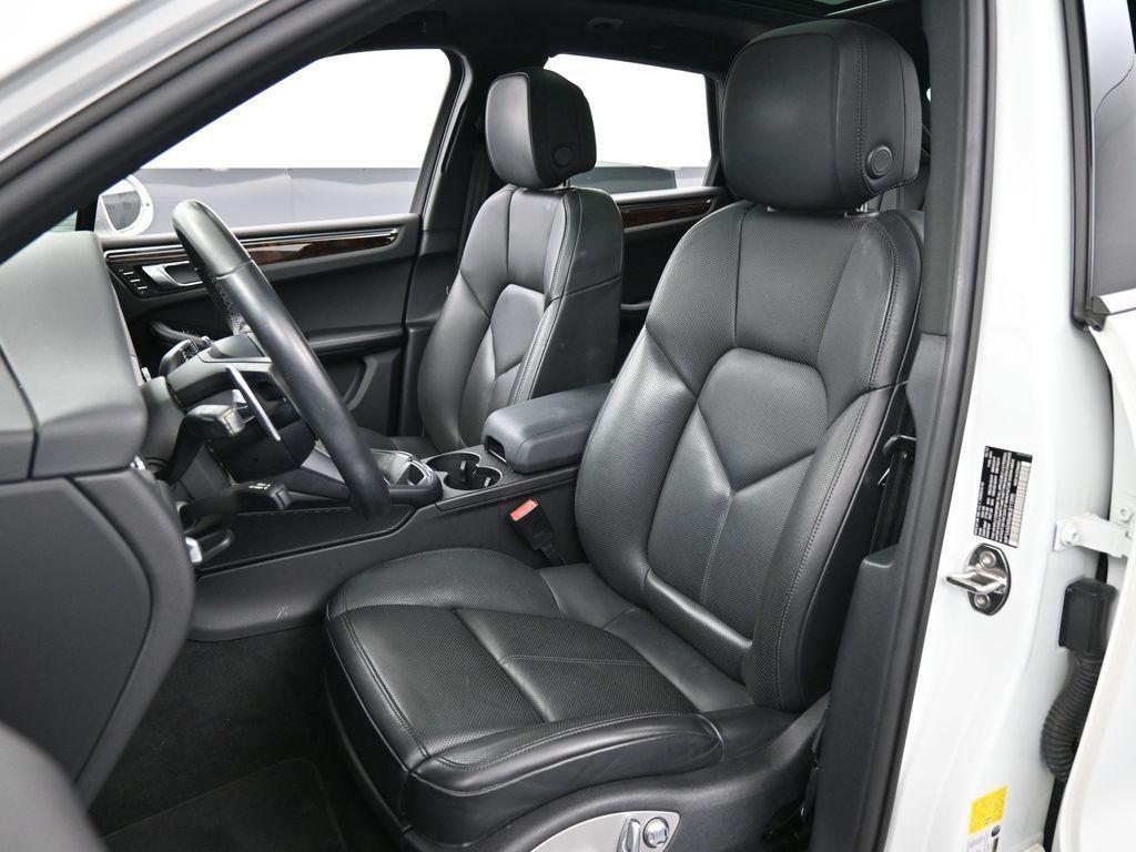 Porsche Macan 2022