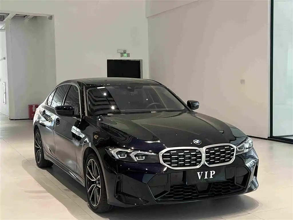 BMW 3 серии 2025