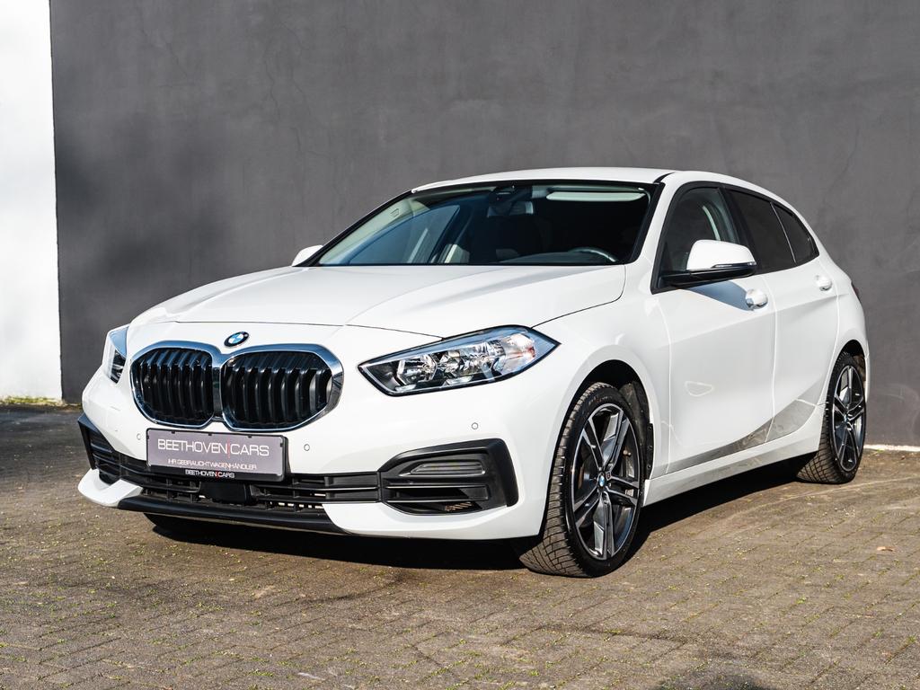 BMW 116 2022