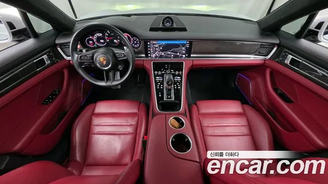 Porsche Panamera 2022