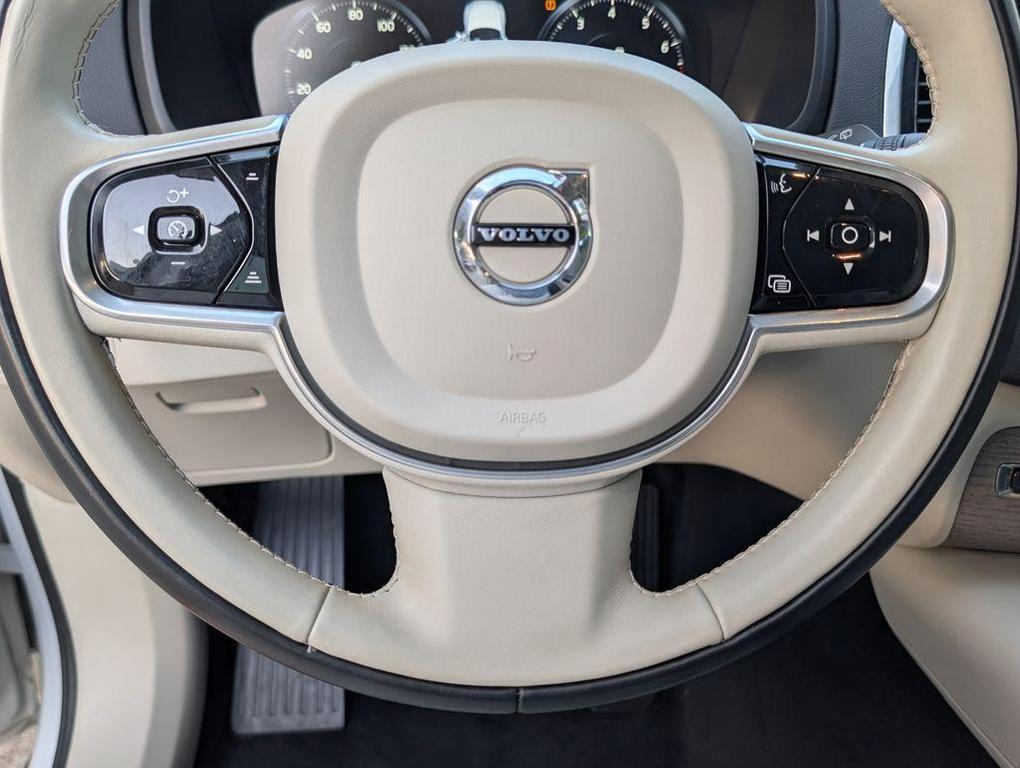 Volvo XC90 2022