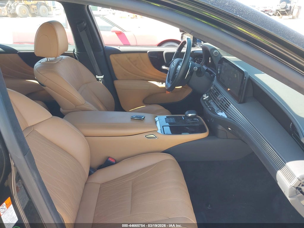Lexus LS 500 2024