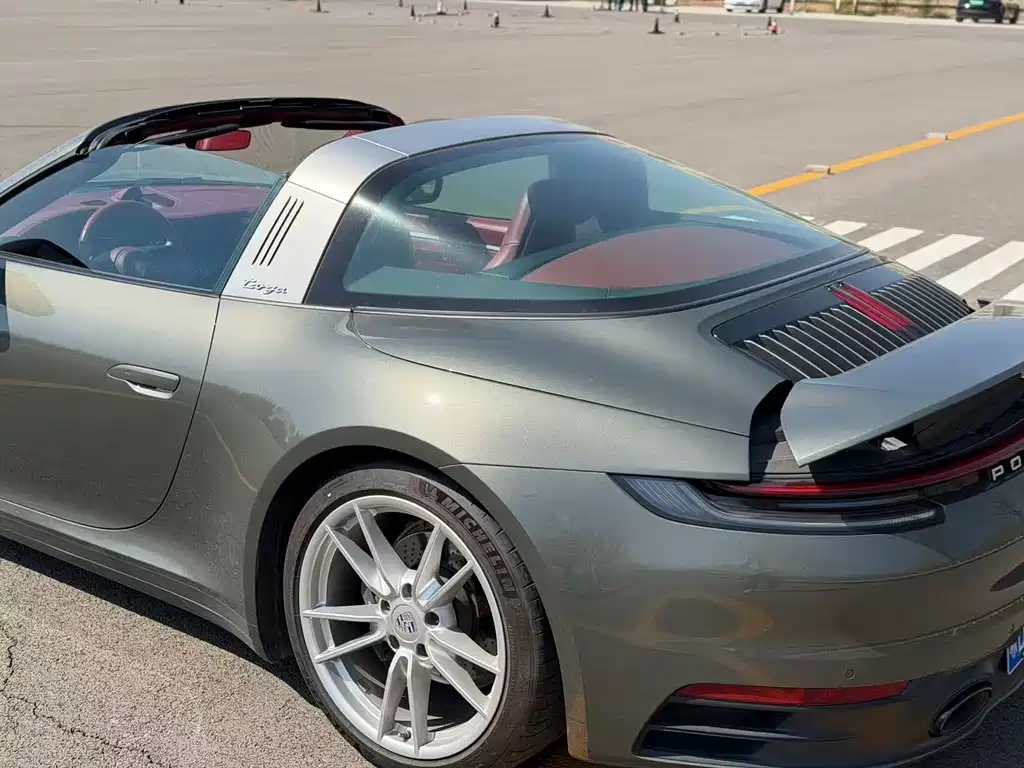 Porsche 911 2022
