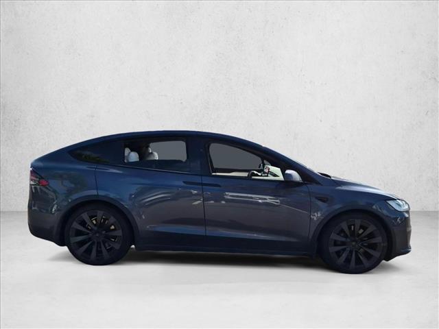 Tesla Model X 2022