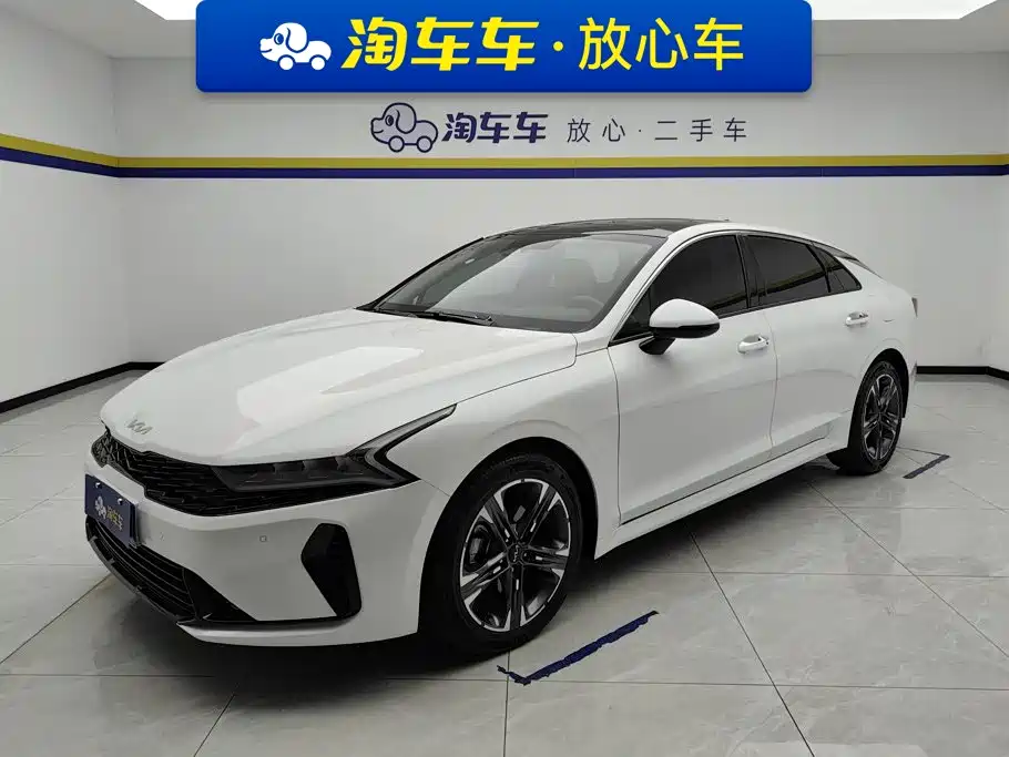 Kia K5 2023