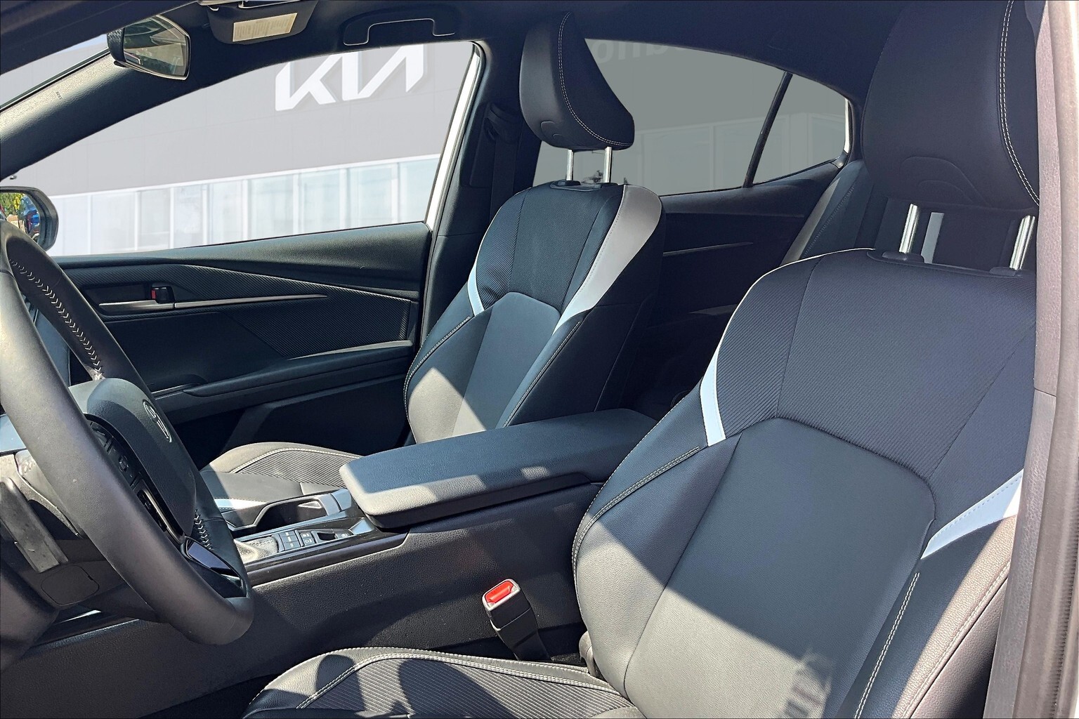 Toyota Camry 2025