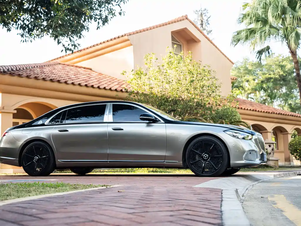 Mercedes-Benz Maybach S-Класс 2021