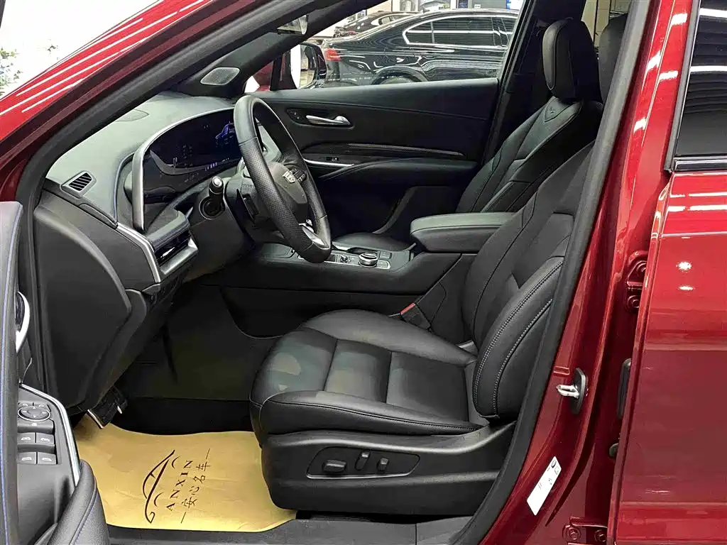 Cadillac XT4 2023