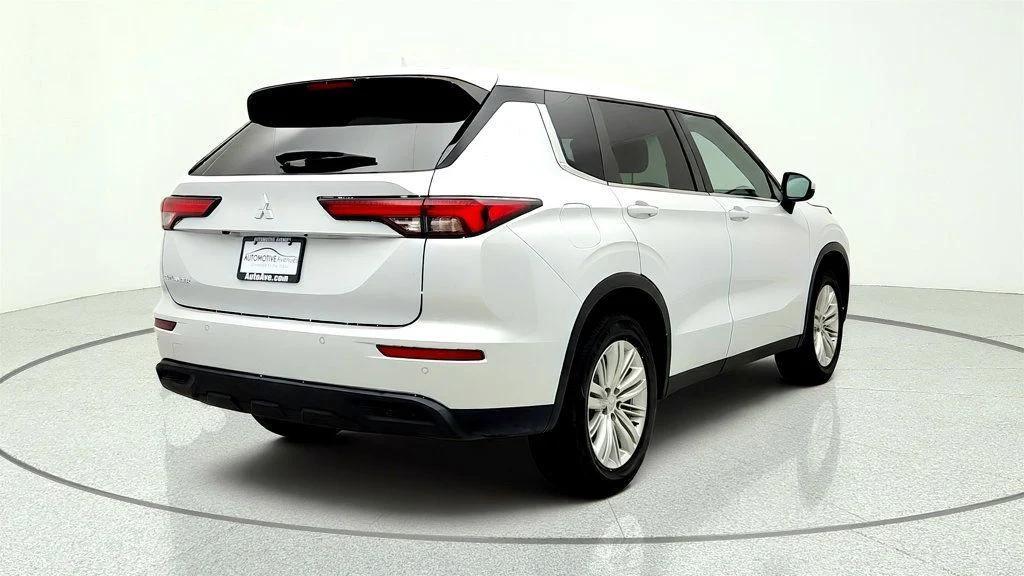 Mitsubishi Outlander 2022
