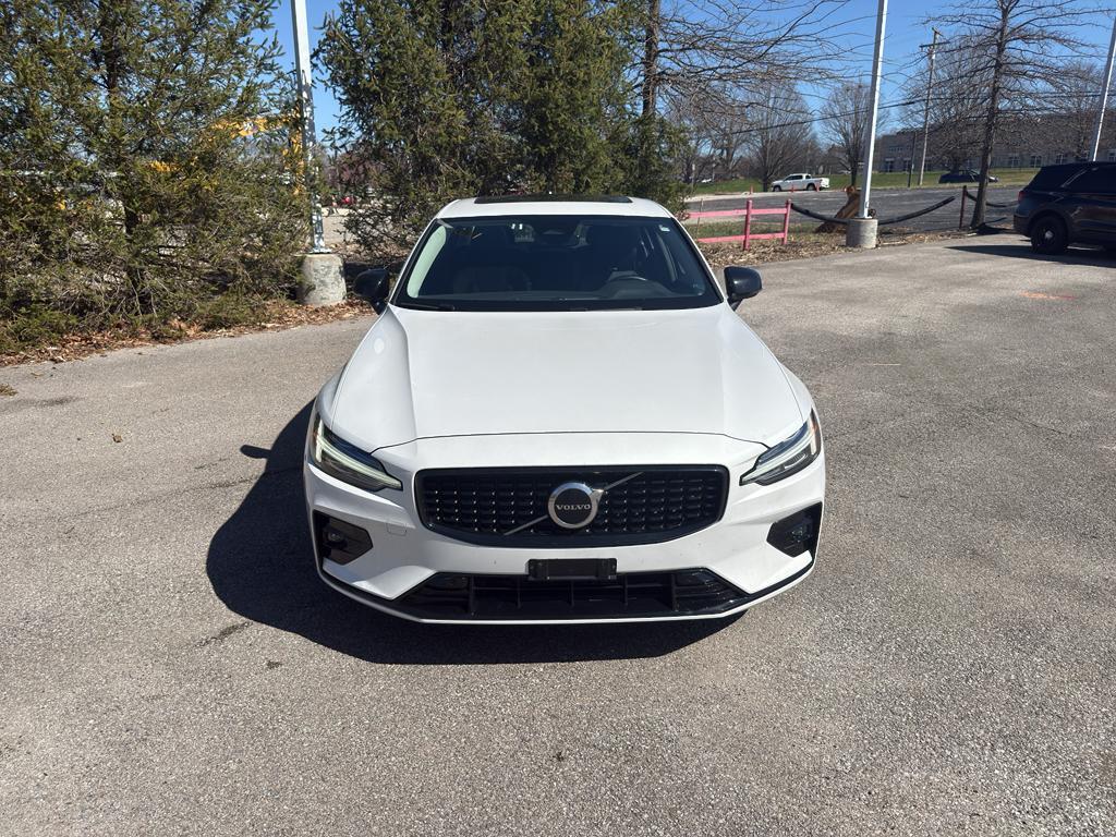 Volvo S60 2024