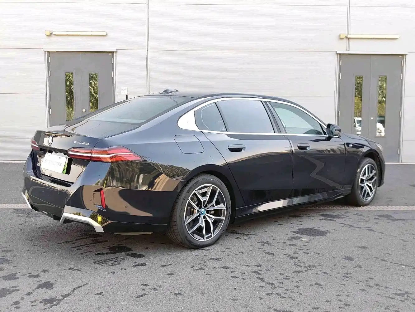 BMW i5 2025
