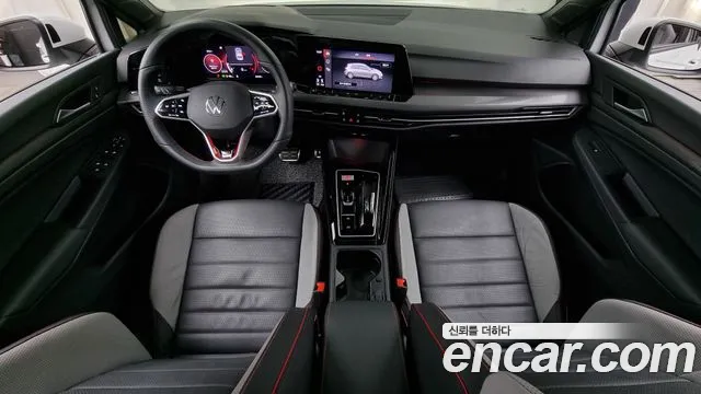 Volkswagen Golf 2024