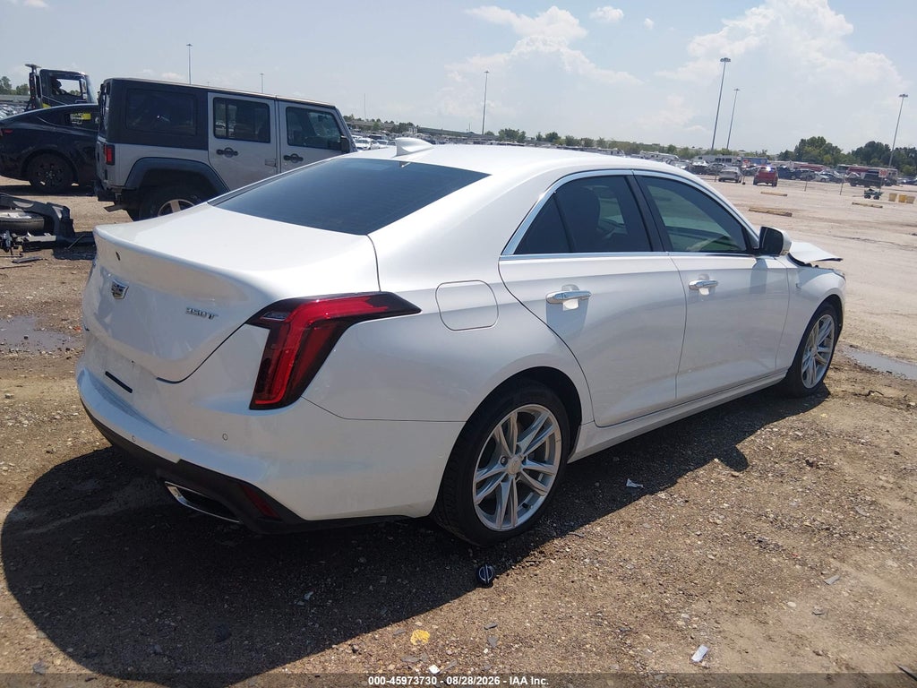 Cadillac CT4 2023