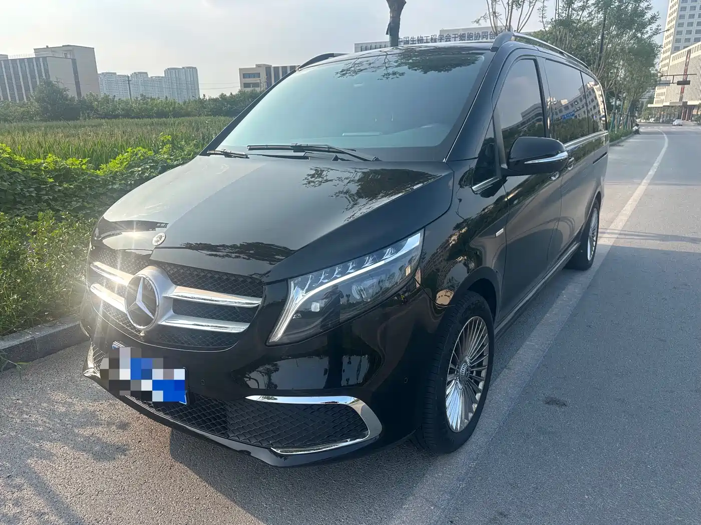 Mercedes-Benz V-Класс 2023