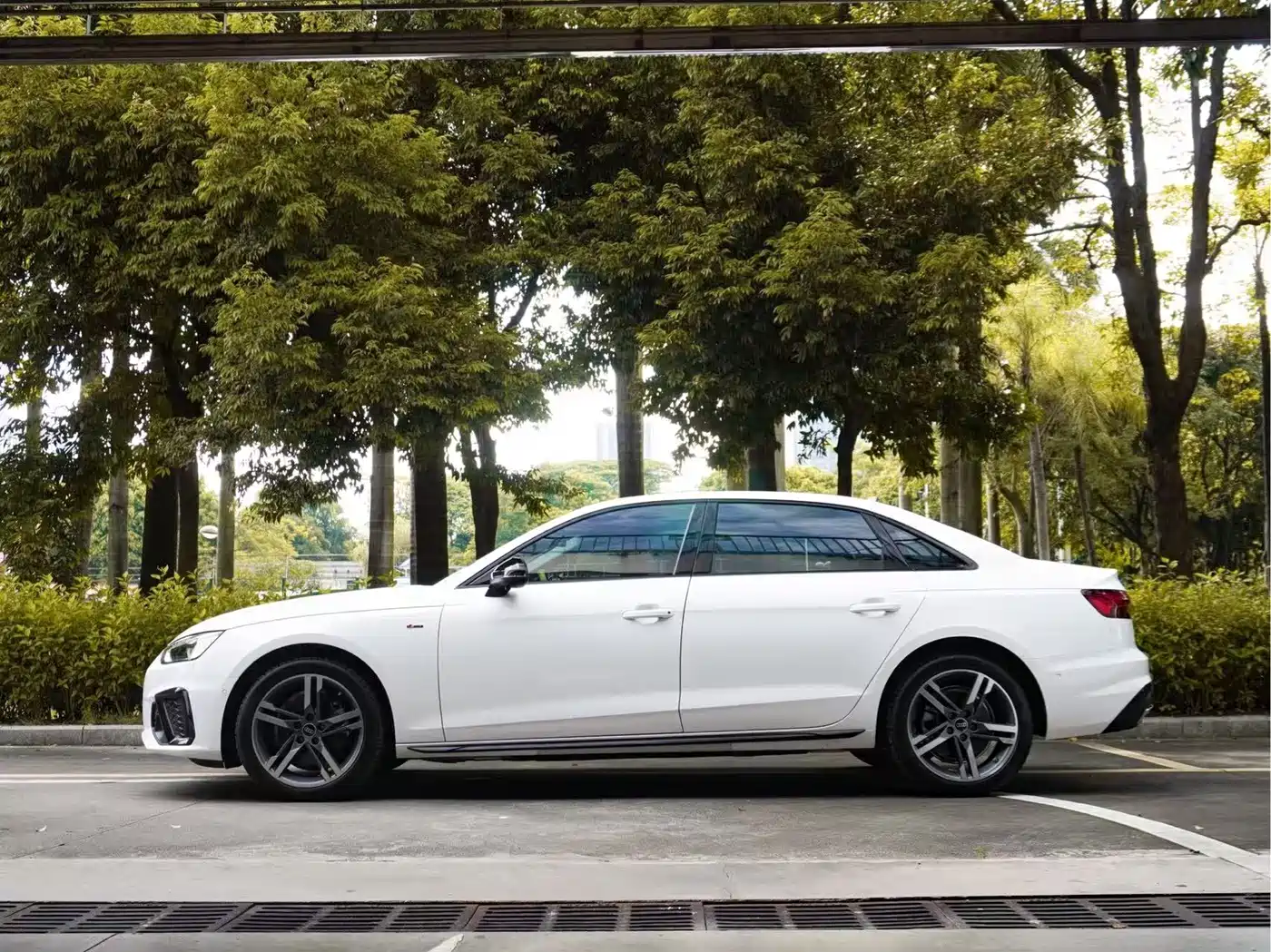Audi A4 2023