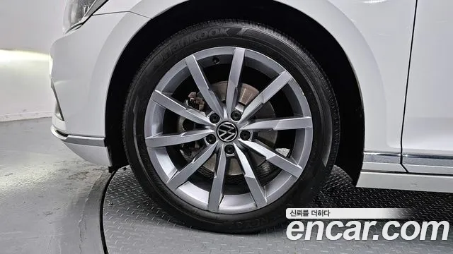 Volkswagen Passat 2022