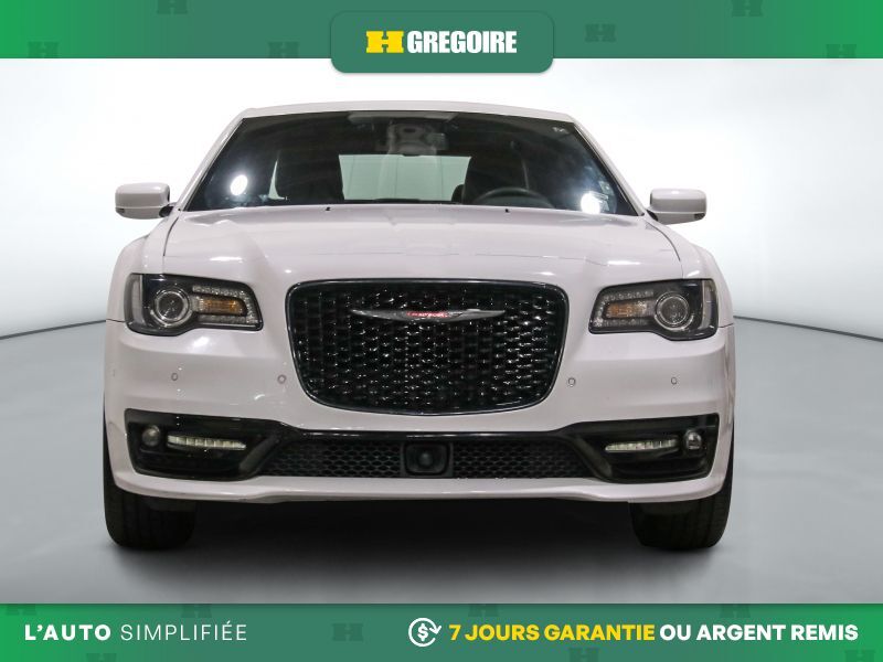 Chrysler 300 2023