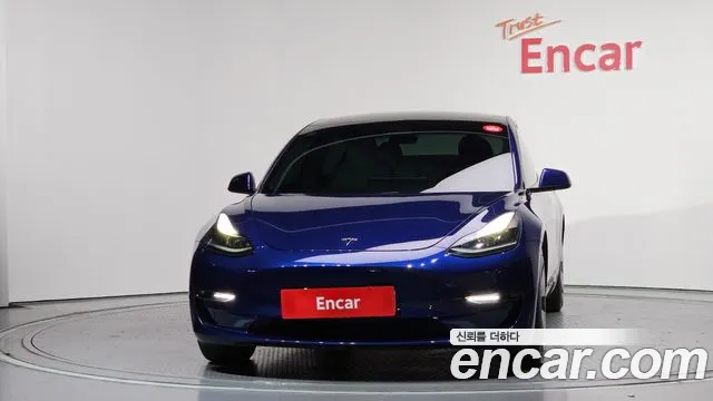 Tesla Model 3 2021
