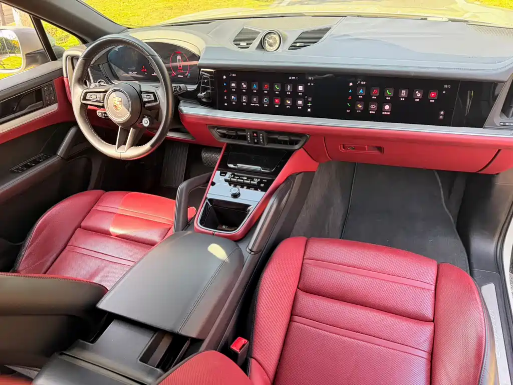 Porsche Cayenne 2024