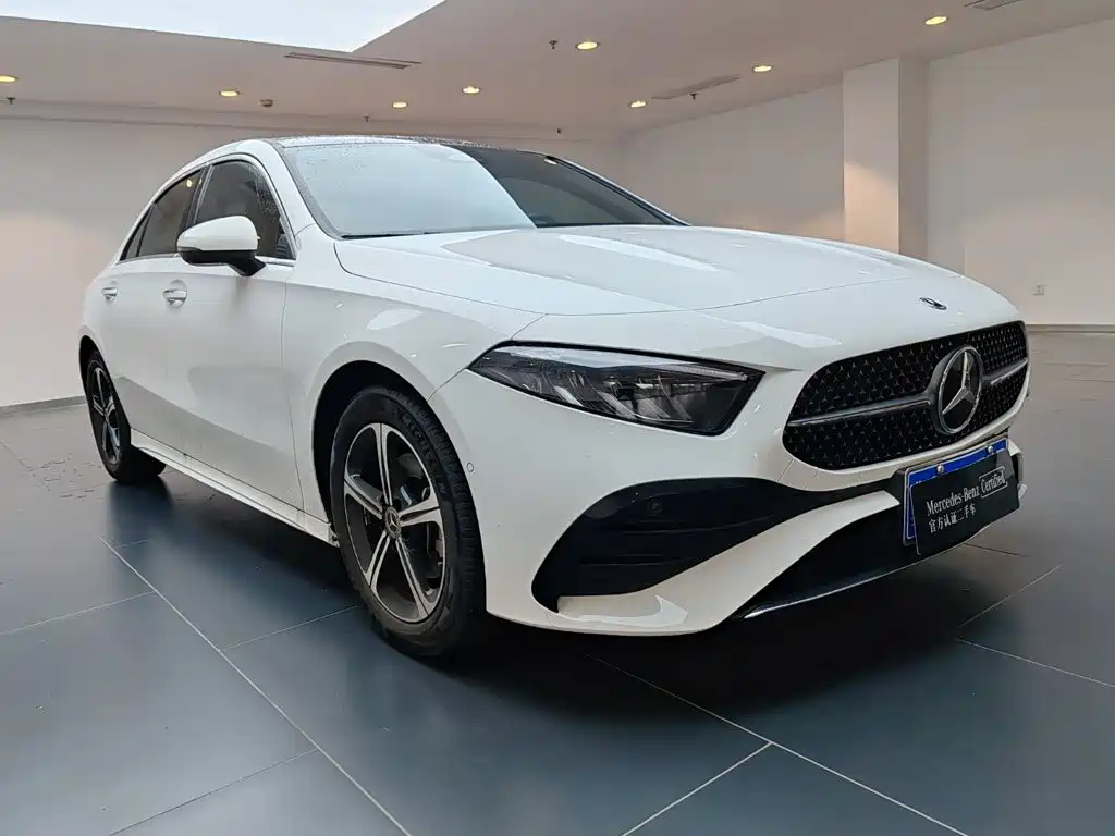 Mercedes-Benz A-Класс 2024