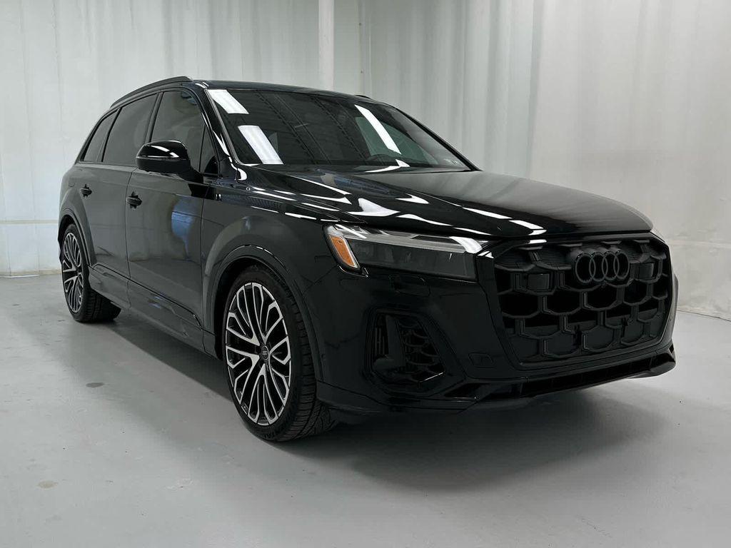 Audi SQ7 2025